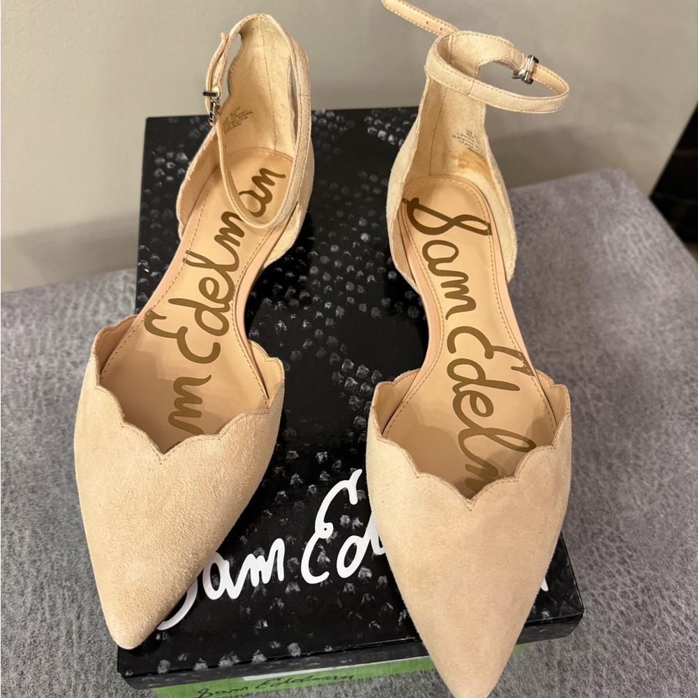 Suede Flats - Picture 3 of 4
